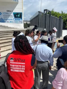 Acompañamiento a la colectiva Madres en resistencia en reuniones con el gobierno y la fiscalía del estado, Tuxtla Gutiérrez, septiembre de 2025 © SIPAZ